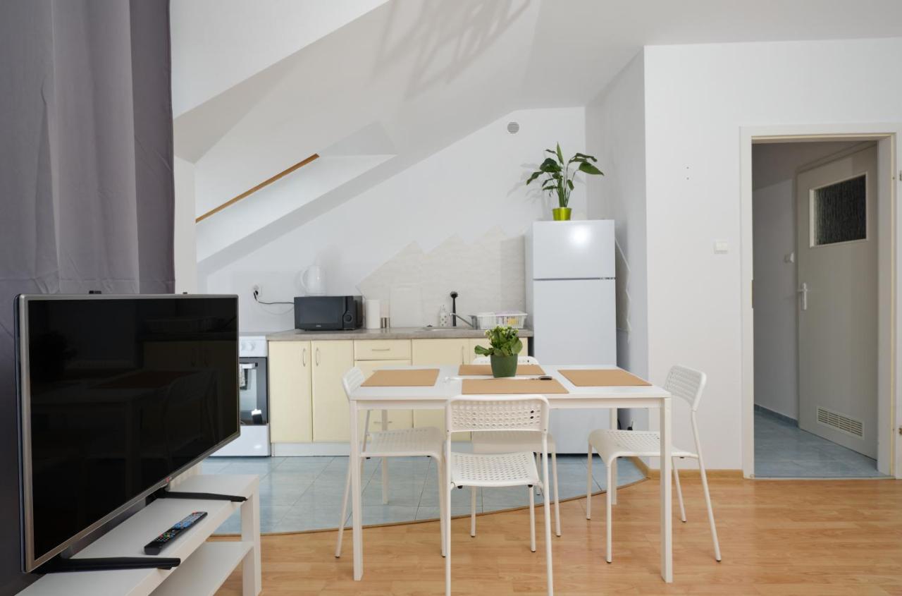 Apartament Sloneczny 7 Opole Bagian luar foto