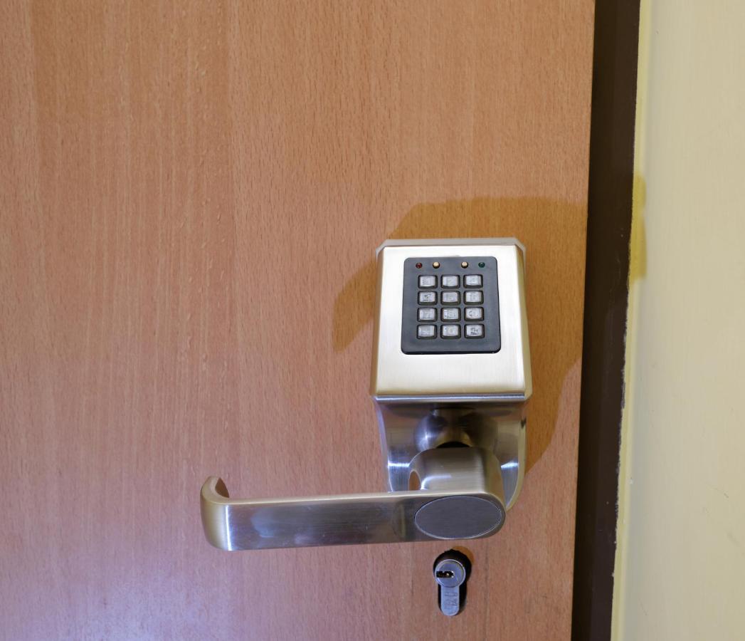 Apartament Sloneczny 7 Opole Bagian luar foto