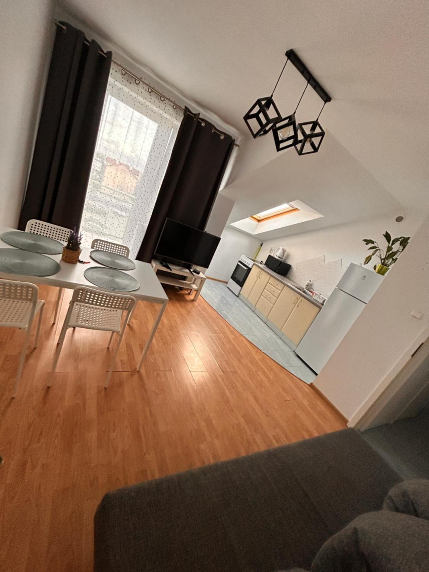 Apartament Sloneczny 7 Opole Bagian luar foto